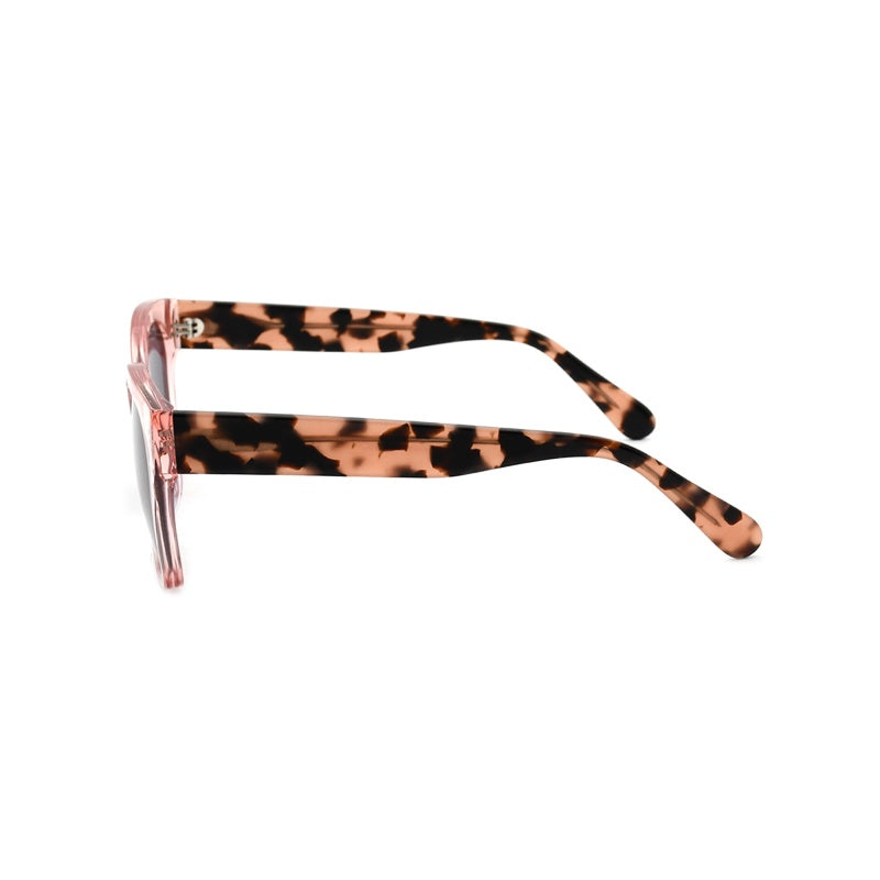 Violet - Large Frame Trendy Sunglasses